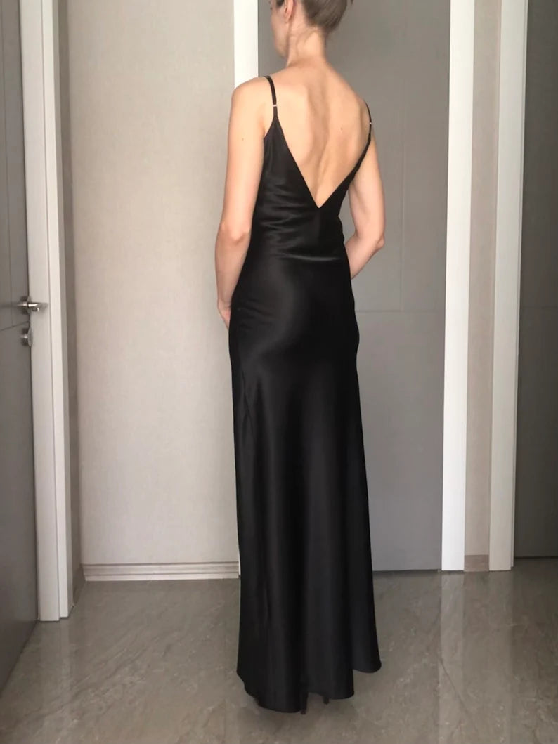 LD V neckline sleeveless thin shoulder strap backless side slit and floor length Prom dress
