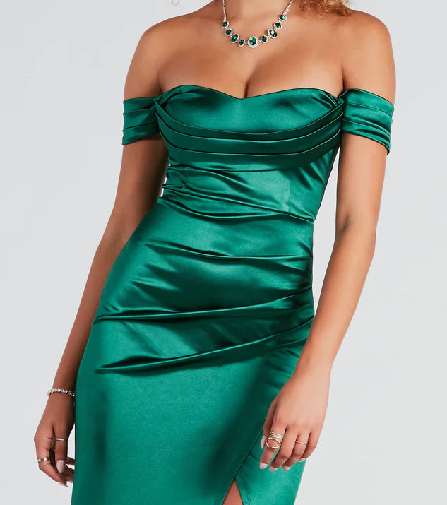 LD off shoulder collar sleeveless backless side slit and floor length Prom dress