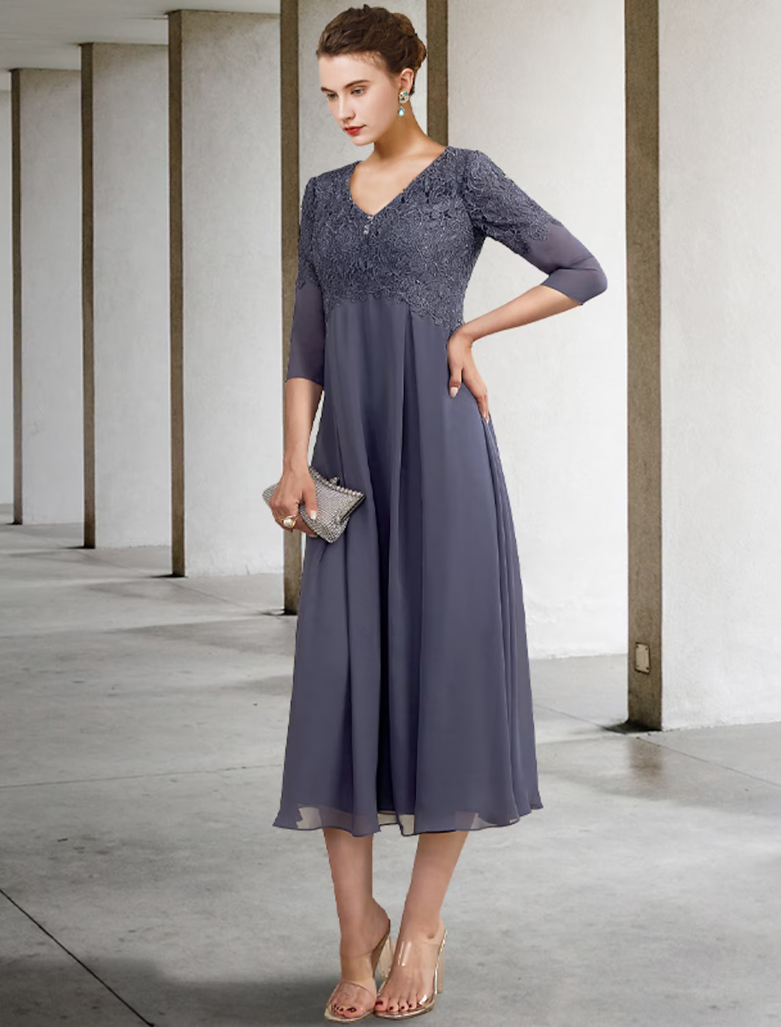 A-Line Mother of the Bride Dress Plus Size Elegant V Neck Chiffon Lace Sleeve with Ruffles Appliques