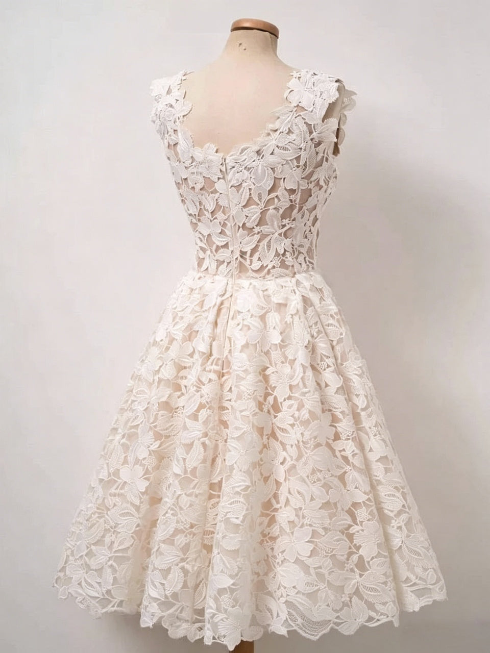 Cap Sleeve 3D Floral Lace Illusion Tea Length Homecoming Dresses