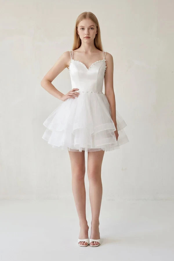Charming Tulle A-Line Sweetheart Strapless Open Back Short Homecoming Dresses with Scarf Detail