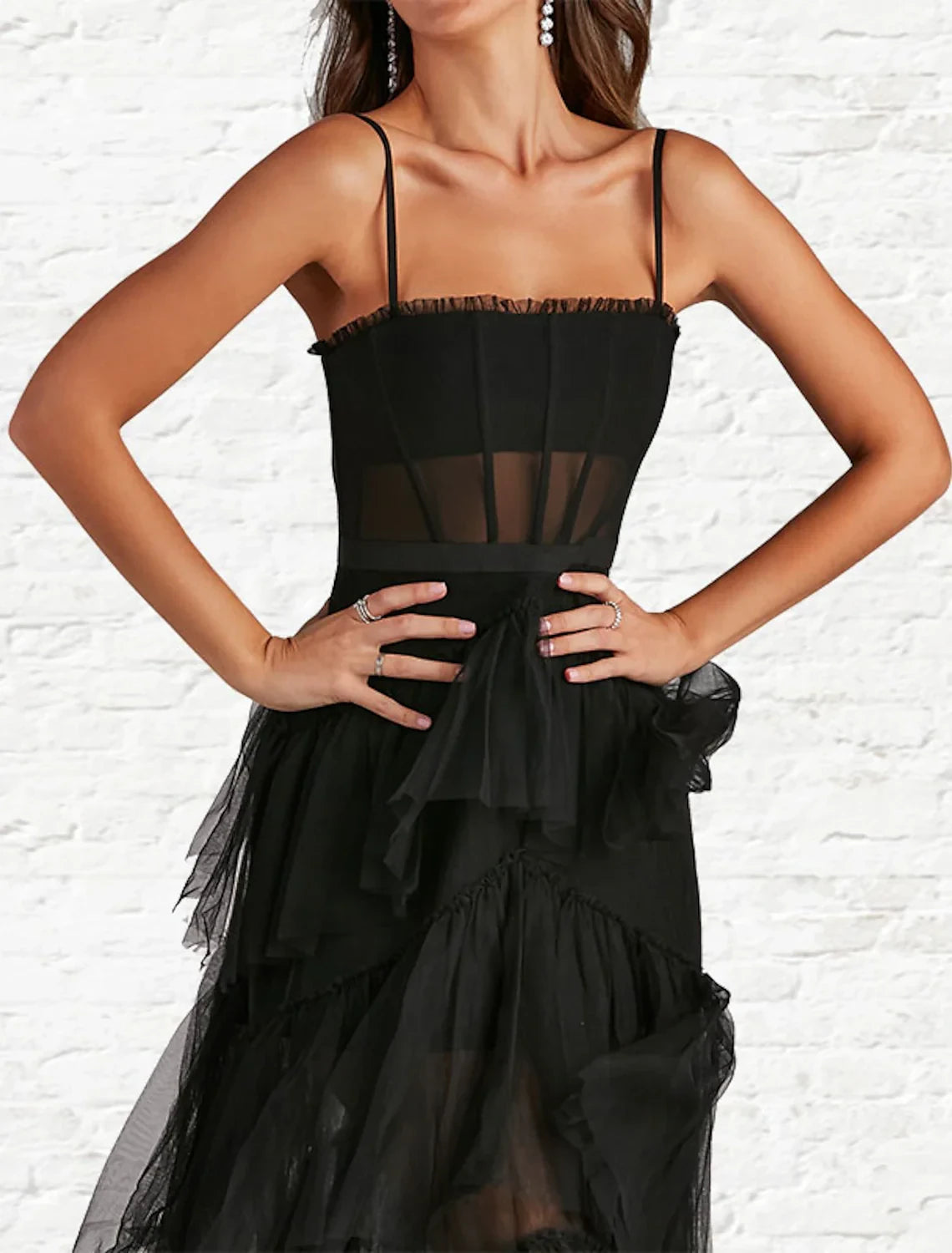 Chic Tulle A-Line Sweetheart Neck Spaghetti Strap Corset Bodice Tiered Floor-Length Prom Dresses