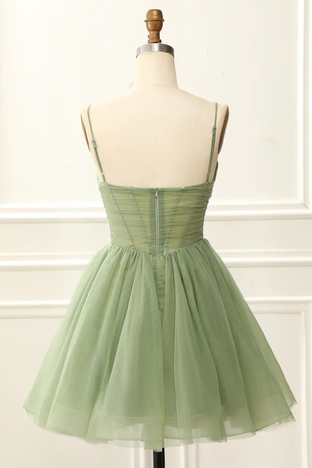 Dreamy A-Line Mini Homecoming Dress Spaghetti Straps Sweetheart Corset Zipper Back Tulle Skirt
