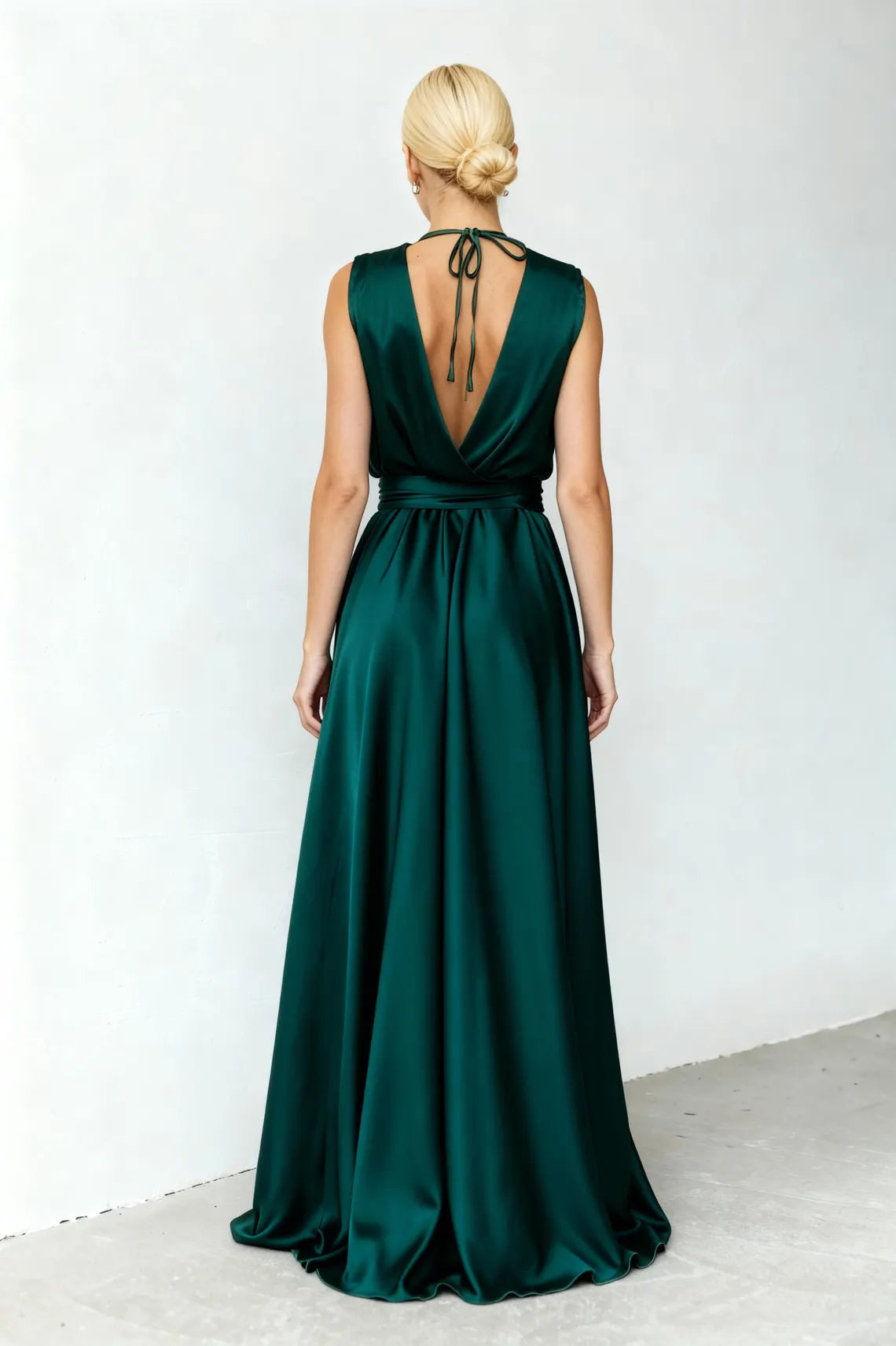 Elegant Emerald Green Satin Evening Dresses with Sleeveless V-Neck, Self-Tie Belt, Open Back and Flowing Maxi Silhouette Formal Gown