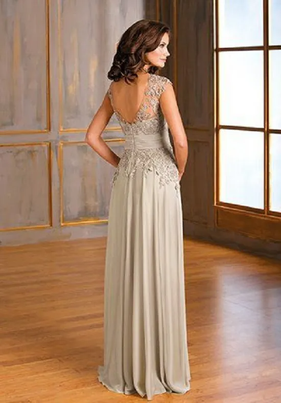 Elegant Taupe Lace & Chiffon A-Line V-Neck Cap Sleeve Floor-Length Mother of the Bride Dress