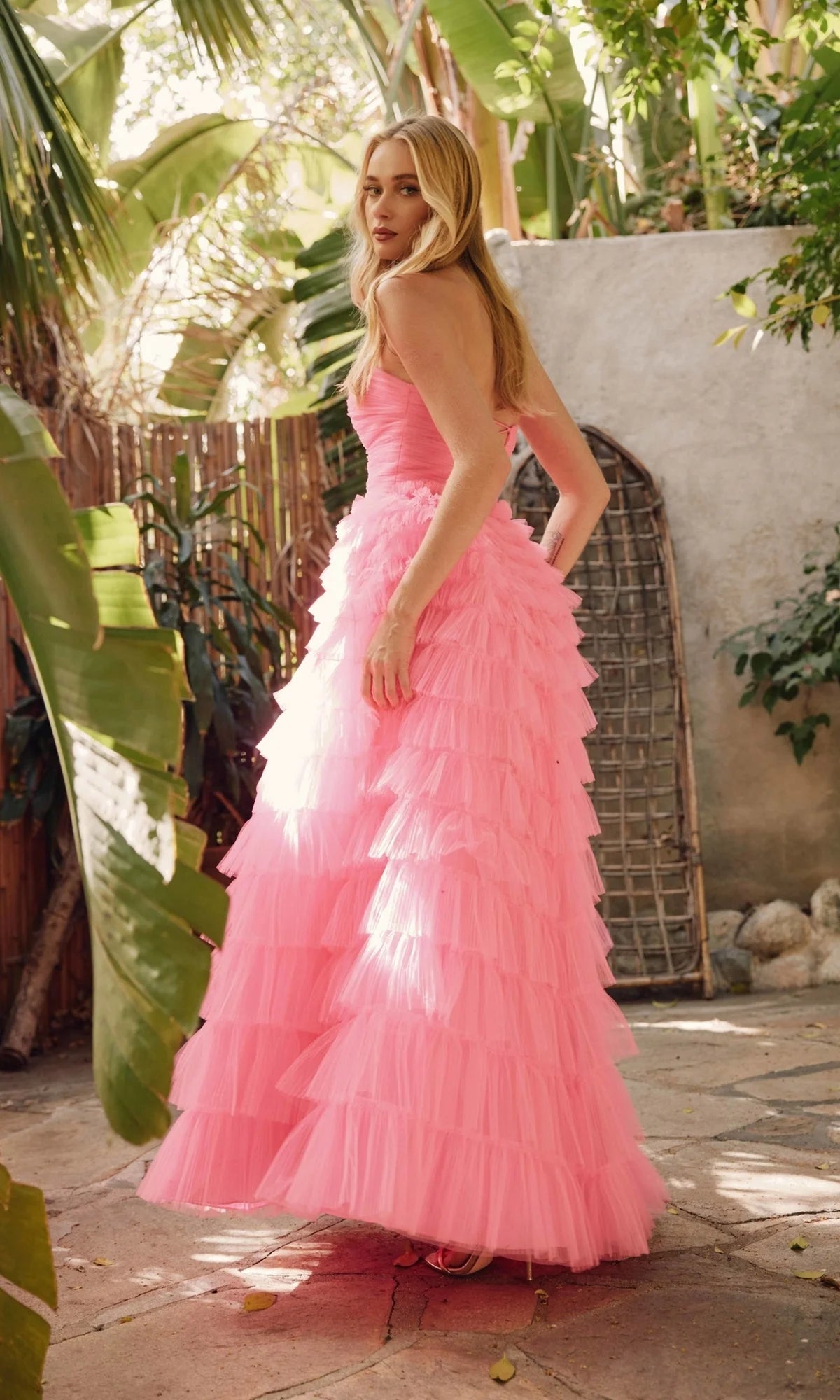 Enchanting Fitted Ball Gown Strapless Sleeveless Back Lace-Up Floor-Length Tiered Tulle Prom Dresses