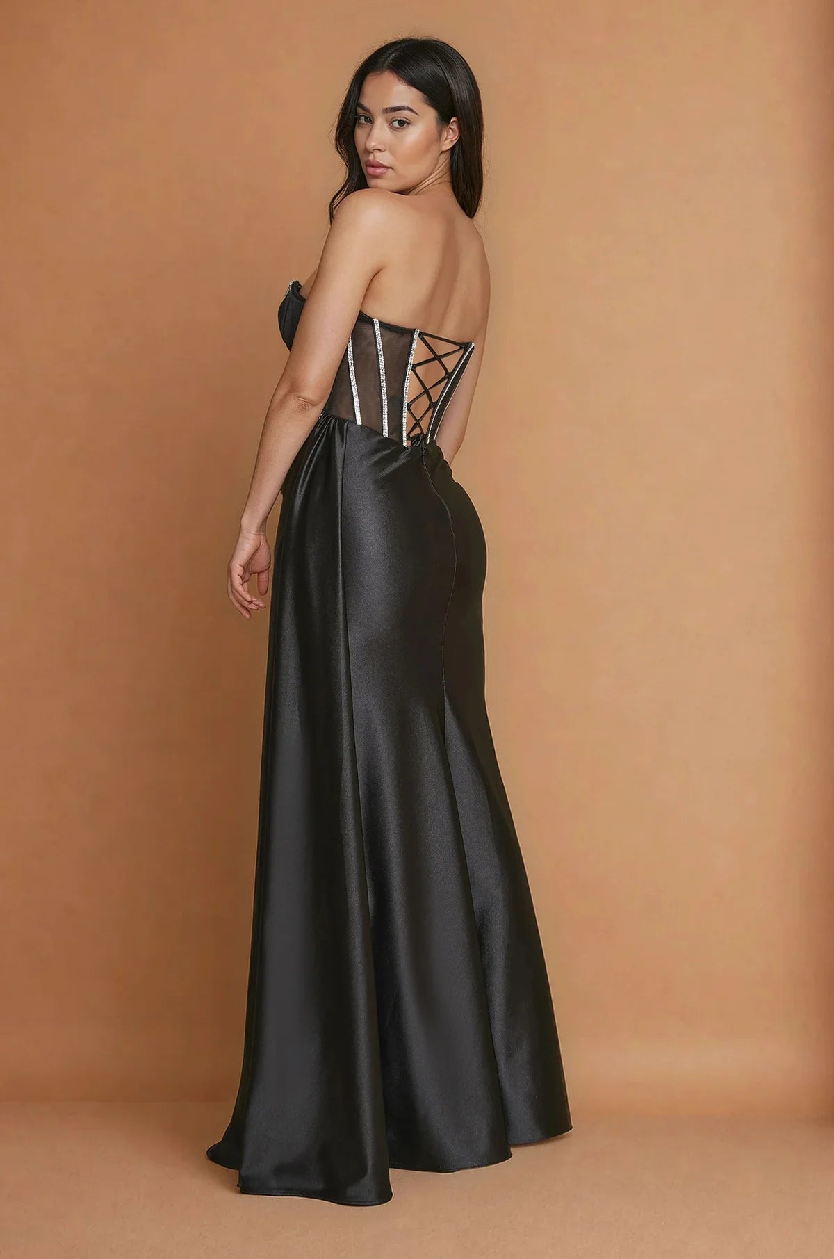 Glamorous Evening Dress with Strapless Beaded Neckline, Corset Bodice and Mermaid Silhouette