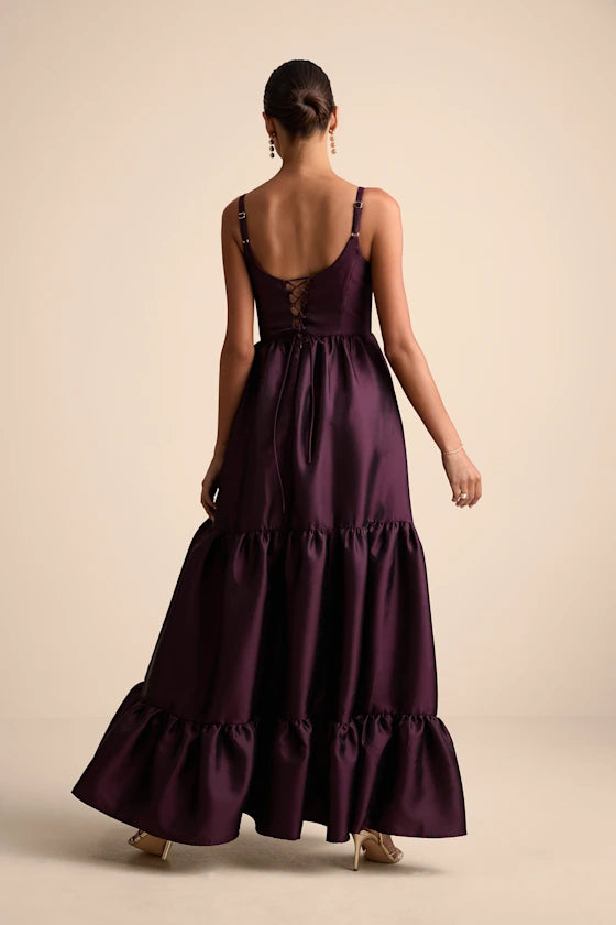 Romantic Tiered Evening Dresses with Square Neckline, Corset Bodice, Lace-Up Back Detail and Voluminous Ruffle Skirt Formal Gown