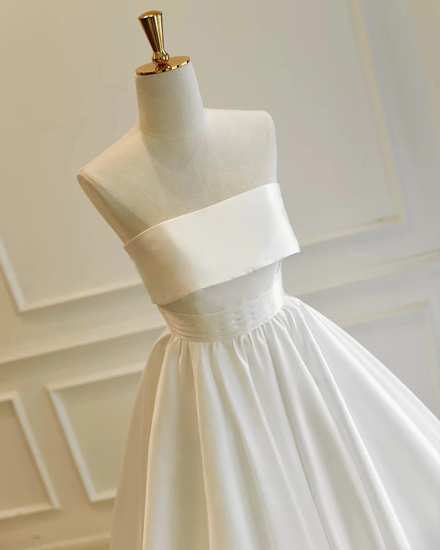 Sophisticated Classic Fitted Ball Gown Strapless Sleeveless Back Lace-Up Floor-Length Prom Dresses