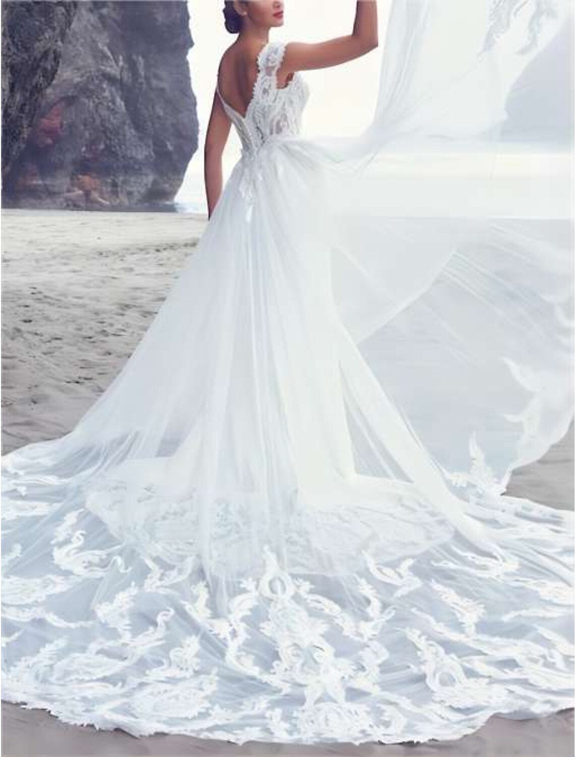 Beach Boho Wedding Dresses Mermaid / Trumpet V Neck Cap Sleeve Court Train Chiffon OverSkirts Bridal Gowns With Embroidery Appliques