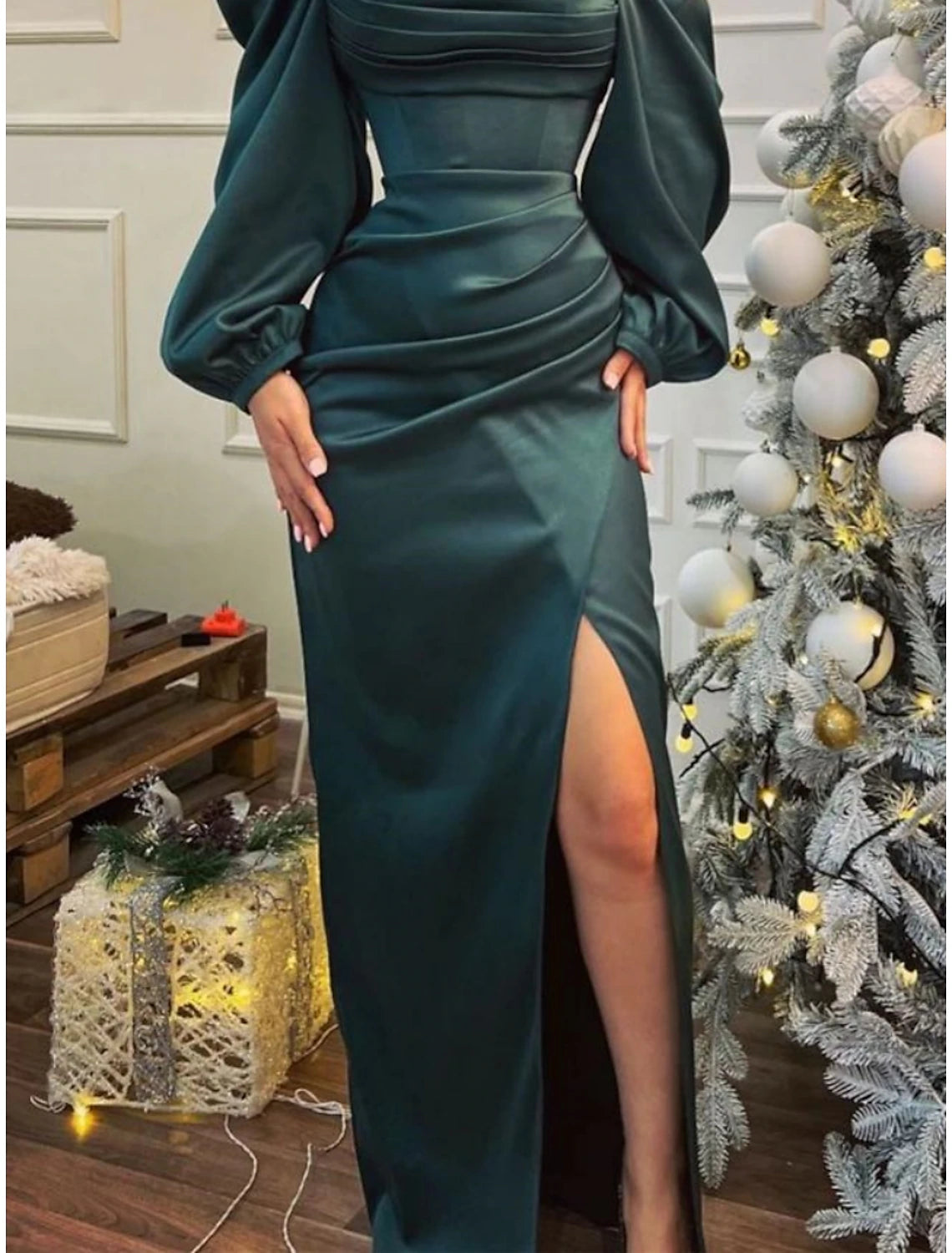 Sheath / Column Green Formal Satin Evening Gown Elegant Dress Formal Sweep / Brush Train Long Sleeve Off Shoulder with Ruched Sequin Slit