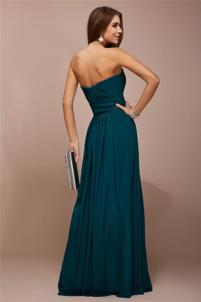Sheath/Column Sweetheart Sleeveless Ruffles Long Bridesmaid Dresses