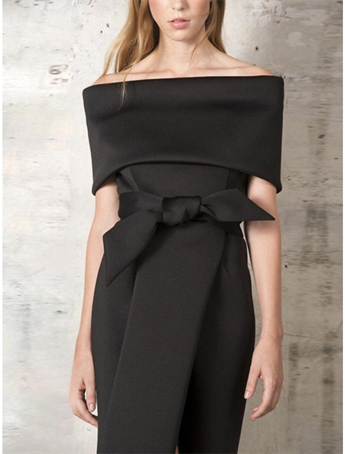 Reception Little White Dresses Wedding Dresses Sheath / Column Off Shoulder Short Sleeve Knee Length Stretch Fabric Bridal Gowns With Bow(s) Split Front