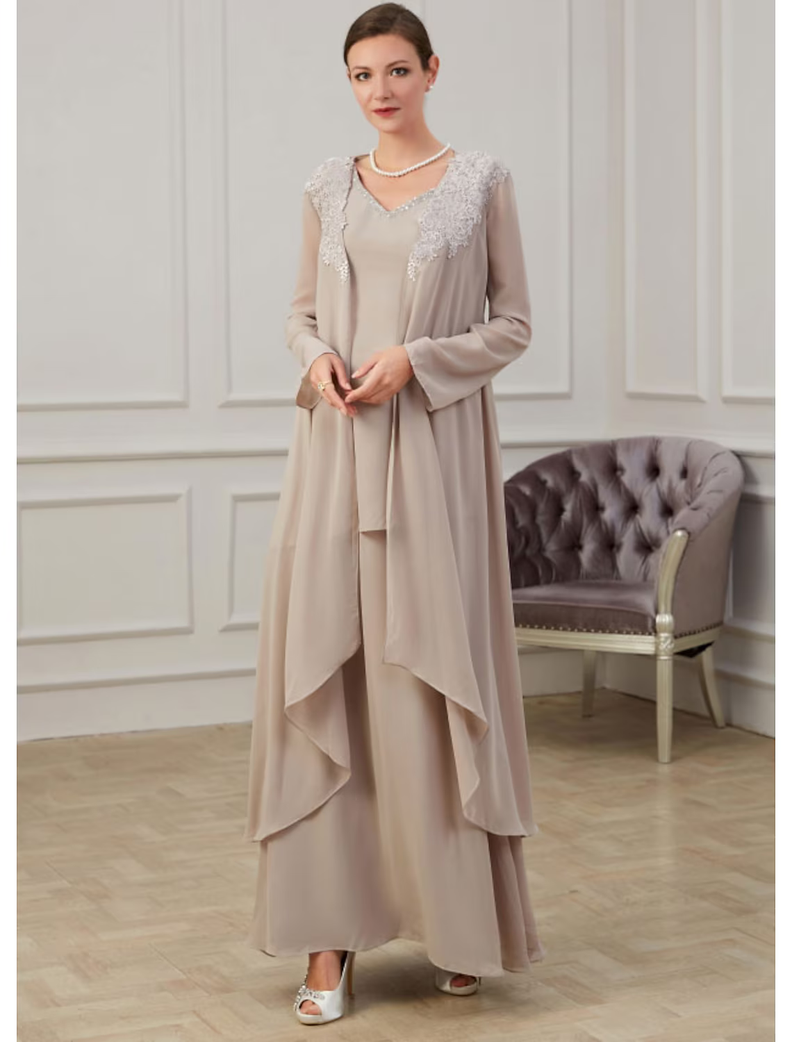A-Line Mother of the Bride Dress Elegant Floor Length Chiffon Long Sleeve Jacket Dresses with Appliques