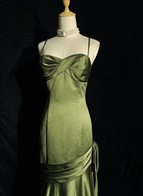 Elegant green satin sweetheart shoulder strap long evening dress, green backless long evening dress