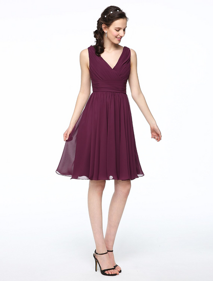 A-Line Bridesmaid Dress V Neck Sleeveless Elegant Short / Mini Chiffon with Pleats