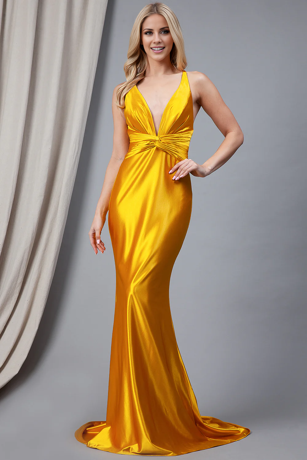 LD-A line deep V-shaped satin backless round neck long evening dress