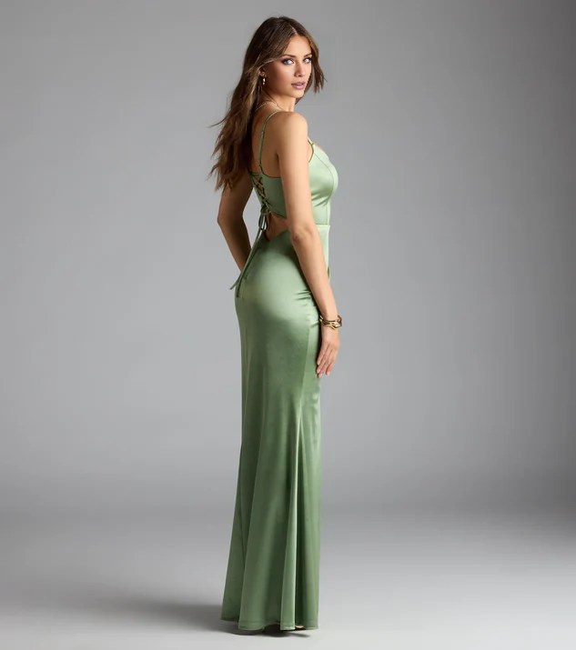 LD square neckline off shoulder sleeveless backless side slit and floor length Prom dress