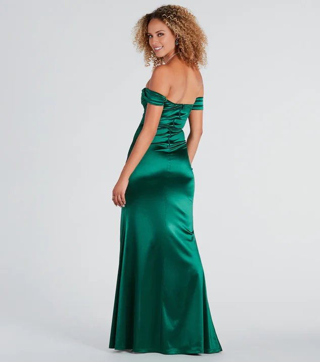 LD off shoulder collar sleeveless backless side slit and floor length Prom dress