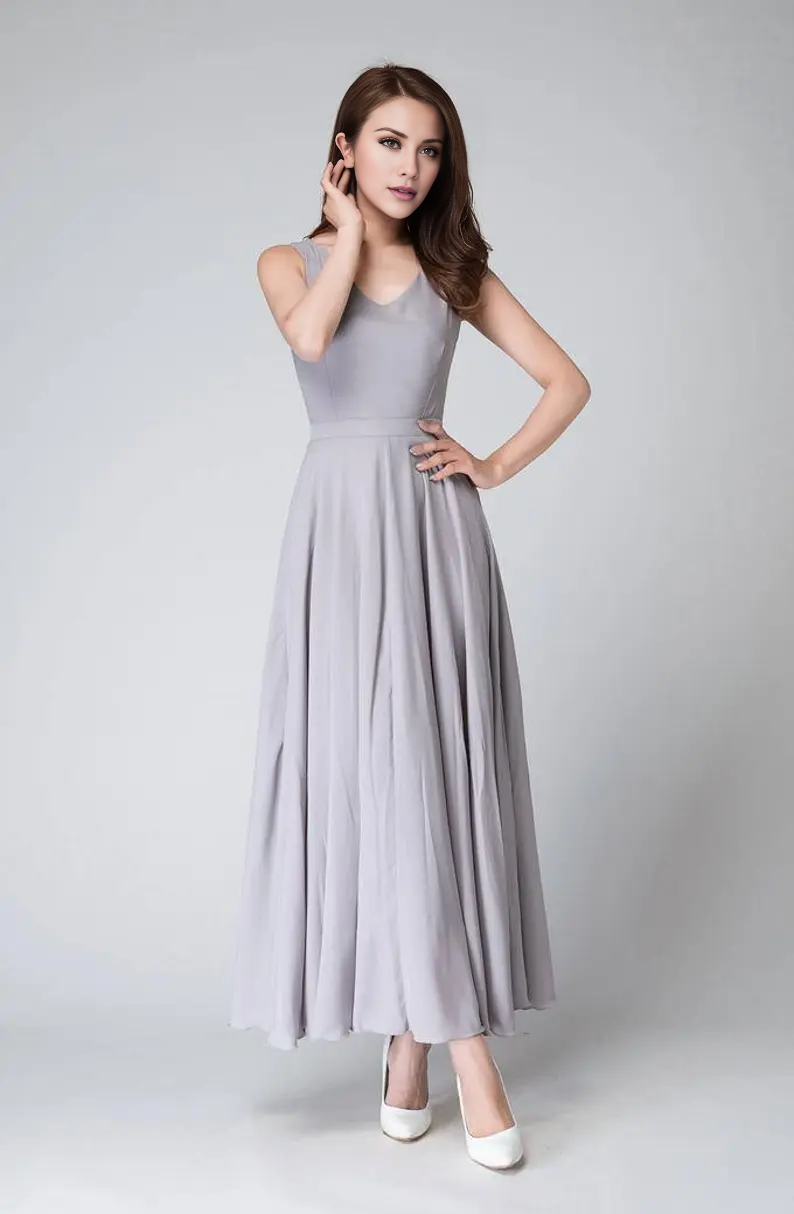 LD V-neck sleeveless minimalist and floor length Prom dress