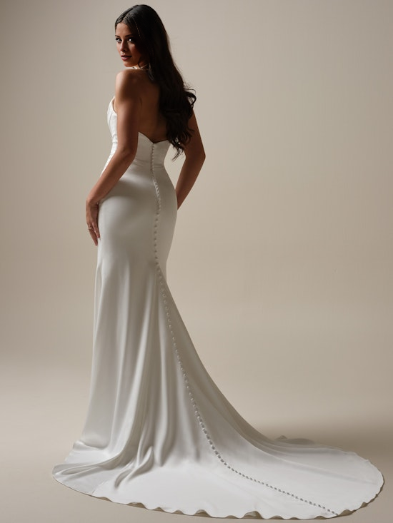 Strapless hanging satin tight and floor length wedding dress