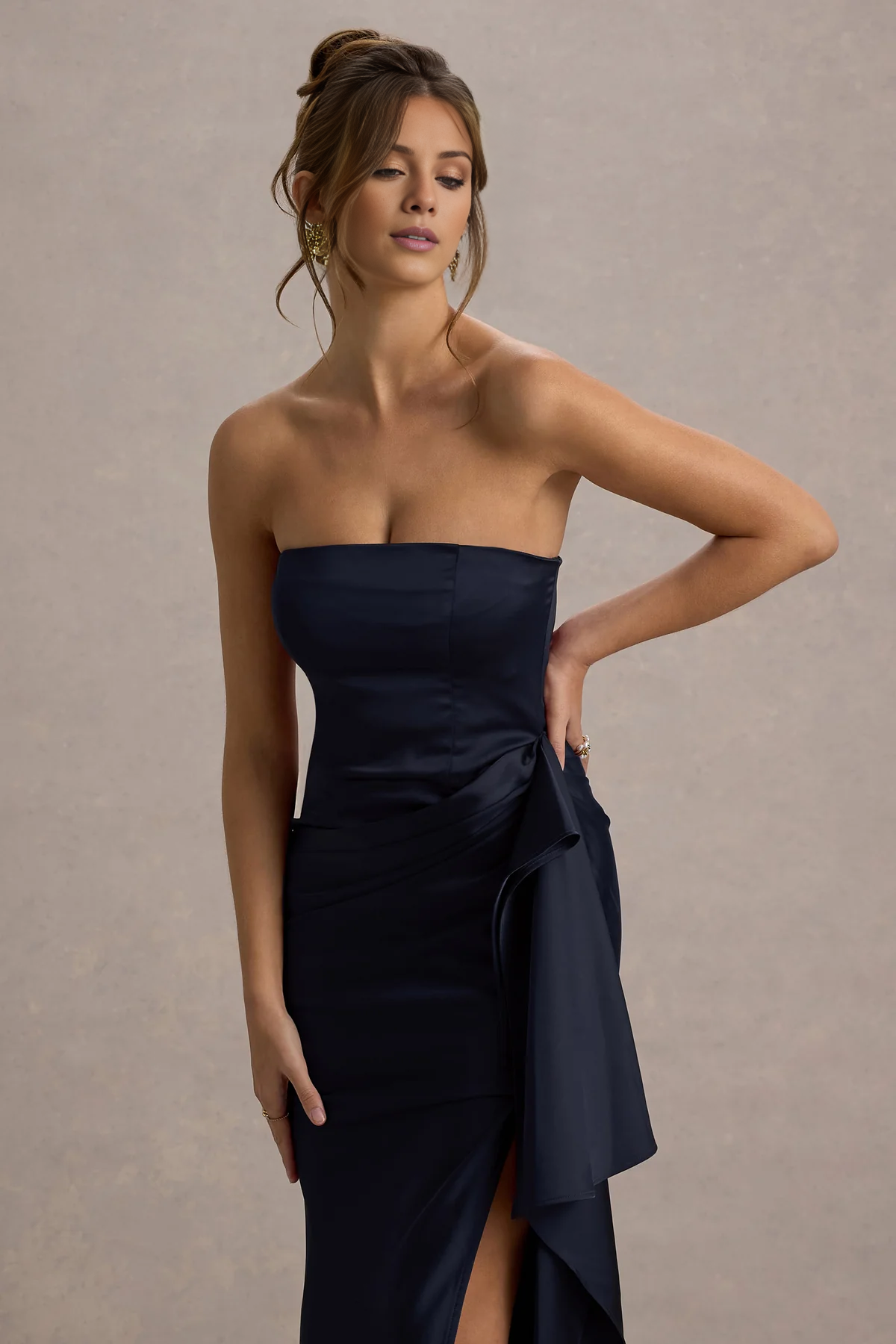 LD - Off Shoulder Collar Satin Pendant Side Split and Floor length Prom Dress