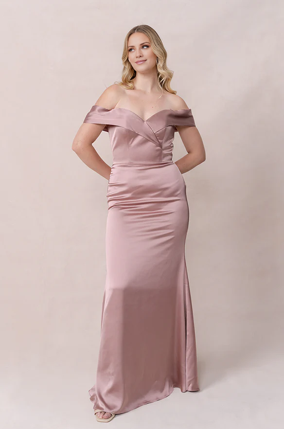 LD off shoulder collar sleeveless backless and floor length Prom dress