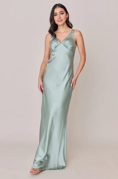 LD V collar off shoulder sleeveless backless and floor length prom dress