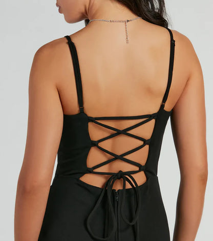 LD square neckline off shoulder sleeveless thin shoulder strap open back side slit and floor length Prom dress