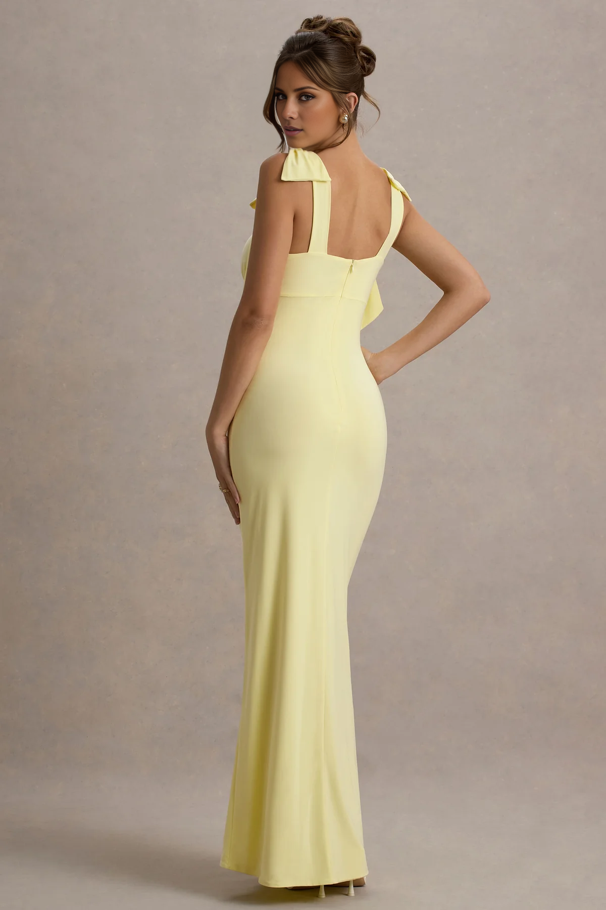 LD - Mermaid Bareback Bow Strap and Ground length Prom Dress