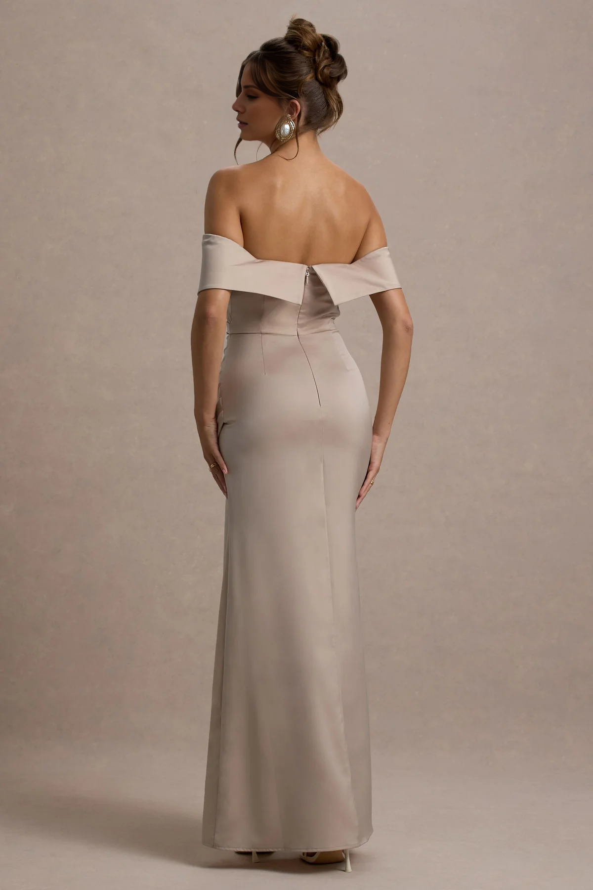 LD - Shoulder less collar satin strapless backless and floor length Prom dress