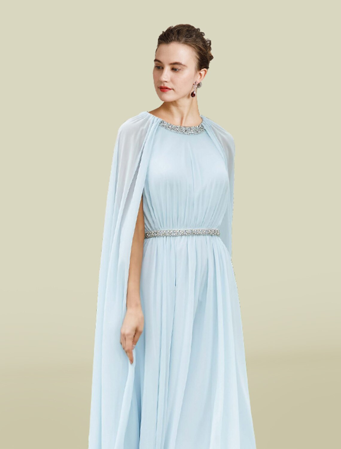 Mother of the Bride Dress Elegant Chiffon Sleeveless with Pleats Beading Crystal Brooch