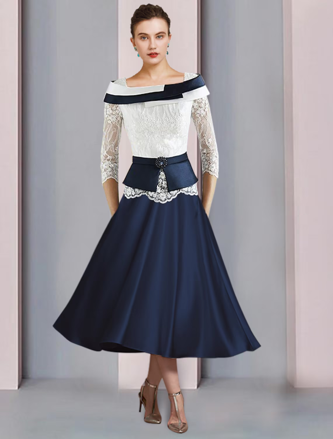 A-Line Mother of the Bride Dress Formal Church Elegant Square Neck  Satin Lace Sleeve with Pleats Crystal Brooch