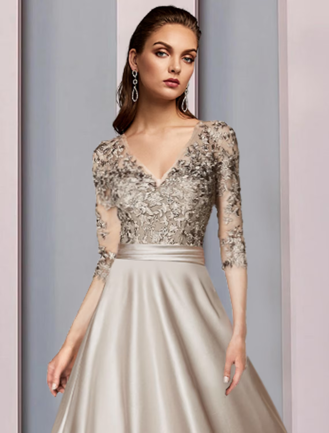 A-Line Mother of the Bride Dress Wedding Guest Elegant V Neck Satin Lace Half Sleeve with Pleats Appliques