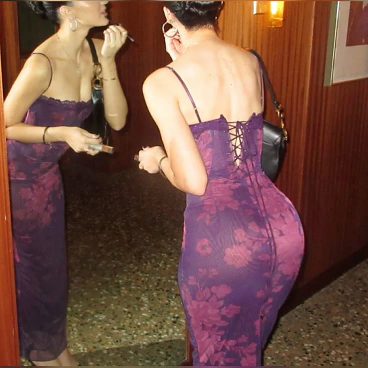 Alluring Strappy Lace-Trimmed Floral Mesh Bodycon Maxi Prom Dress