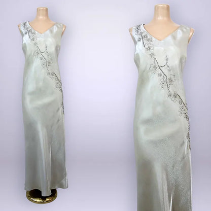 Beaded Floral Embellished Satin V-Neck Sleeveless Floor-Length Evening Dress for Petite Women