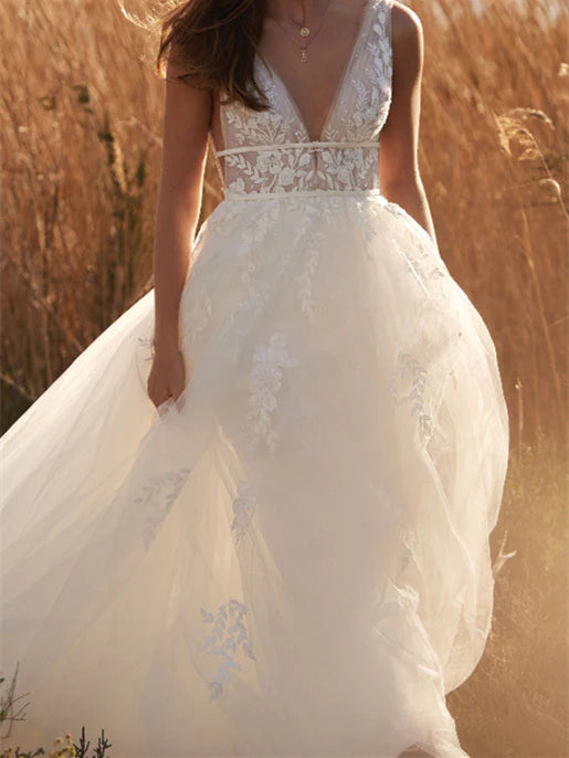 A-Line/Princess V-Neck Floor-Length Wedding Dress