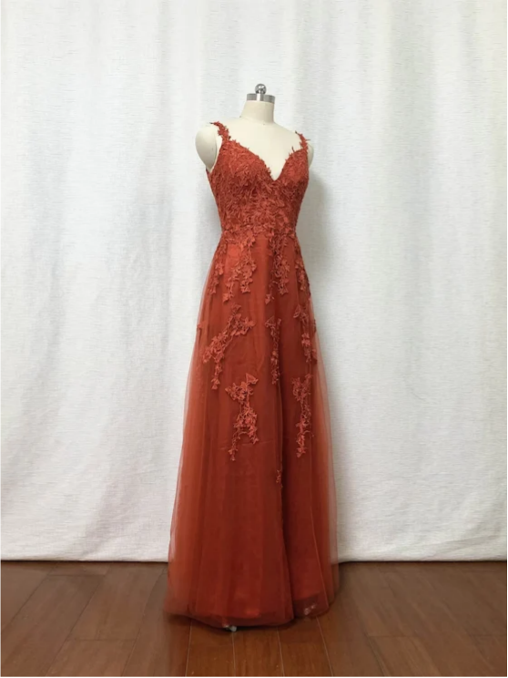 Elegant Tulle A-Line V-Neck Floral-Appliqué Spaghetti-Strap Burnt Orange Floor-Length Prom Dress