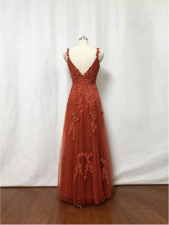 Elegant Tulle A-Line V-Neck Floral-Appliqué Spaghetti-Strap Burnt Orange Floor-Length Prom Dress