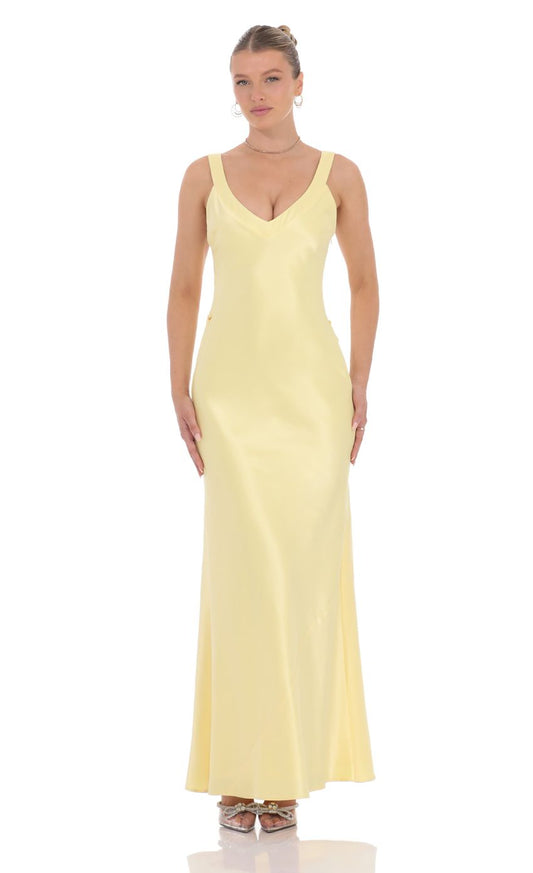 Champagne Yellow Satin V-neck Cross-back Open Back Floor-length Evening Dresses