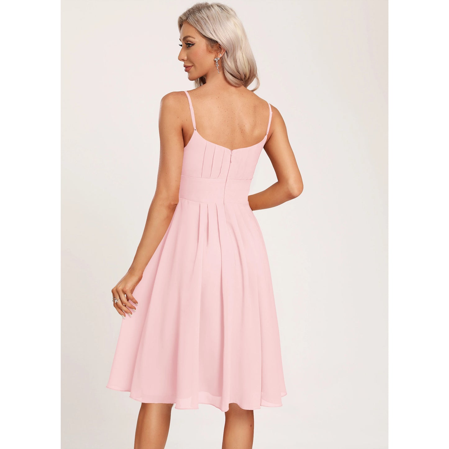 Charming Chiffon A-Line Spaghetti Strap Sleeveless Zipper Back Knee-Length Homecoming Dresses