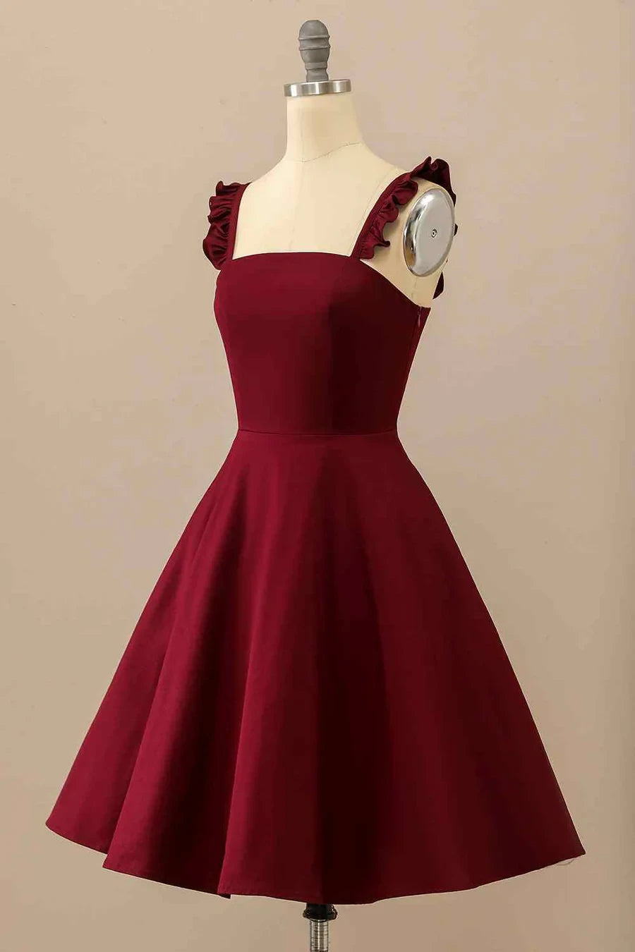 Charming Satin A-Line Square Neck Ruffled Strap Shirred Back Short Homecoming Dresses