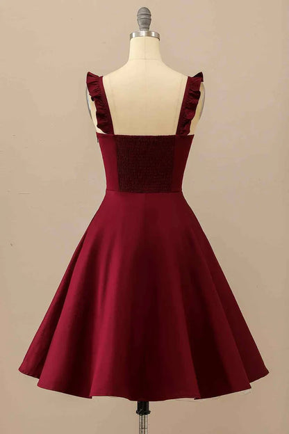 Charming Satin A-Line Square Neck Ruffled Strap Shirred Back Short Homecoming Dresses