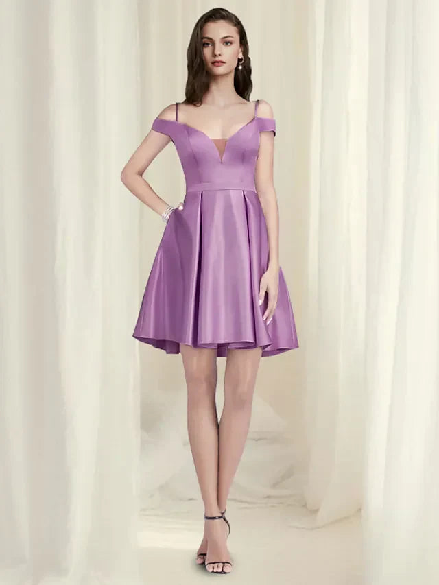 Charming Satin A-Line Sweetheart Off-Shoulder Bow Back Short Homecoming Dresses