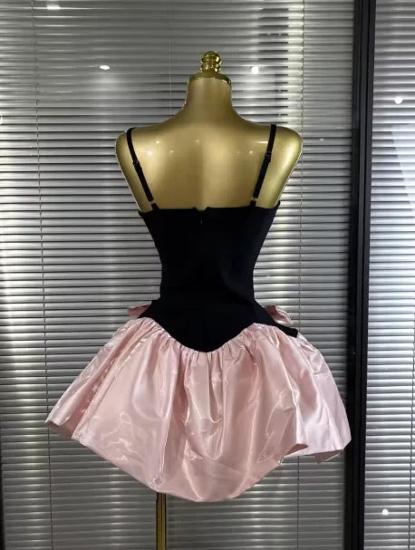 Charming Satin Princess Sweetheart V-Neck Spaghetti Strap Zipper Back Mini Homecoming Dresses