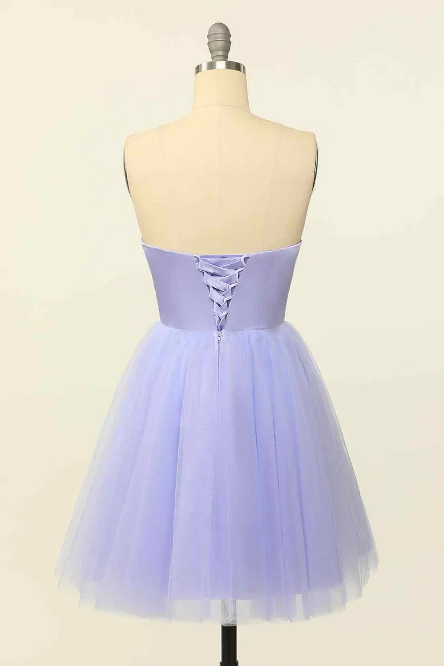 Charming Satin & Tulle A-Line Sweetheart Sleeveless Lace-Up Back Short Homecoming Dresses