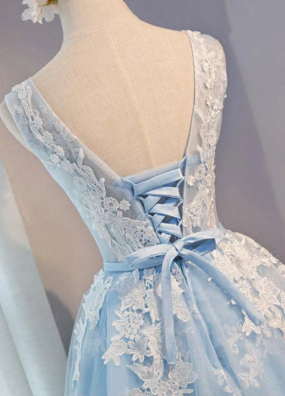 Charming Tulle A-Line Scoop Neck Sleeveless Lace-Up Back Short Homecoming Dresses