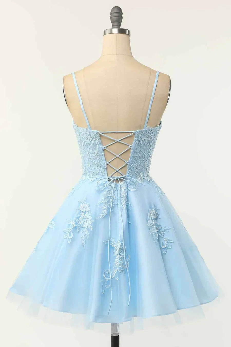 Charming Tulle A-Line Square Neck Sleeveless Lace-Up Back Short Homecoming Dresses