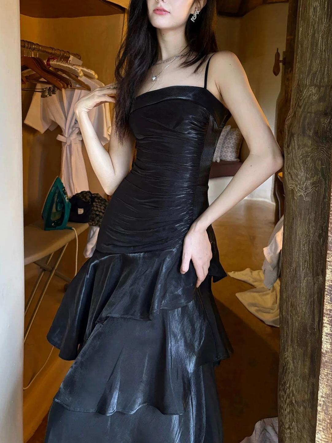 Chic Black Iridescent Satin Spaghetti Strap Ruched Ruffle Tiered Prom Dresses