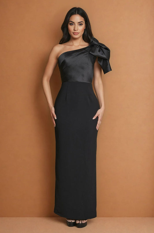 Chic Evening Dress with One-Shoulder Neckline, Statement Bow and Back Slit